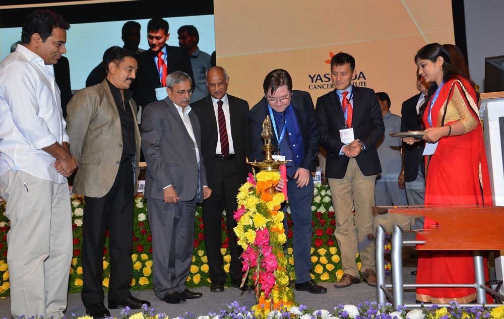Kamal Haasan and Gautami at YICC Event - 11 / 18 photos