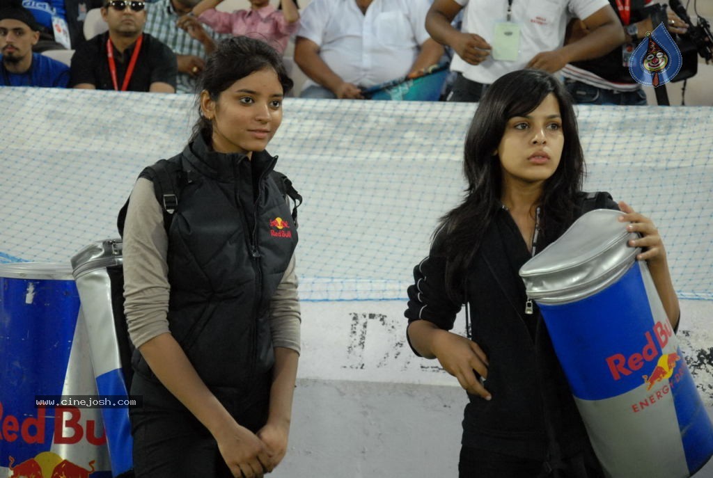Karnataka Bulldozers vs Chennai Rhinos Final Match - 3 / 128 photos