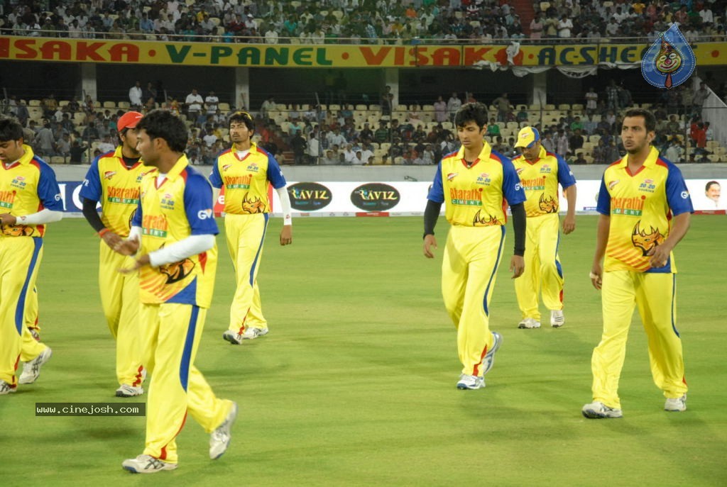 Karnataka Bulldozers vs Chennai Rhinos Final Match - 41 / 128 photos