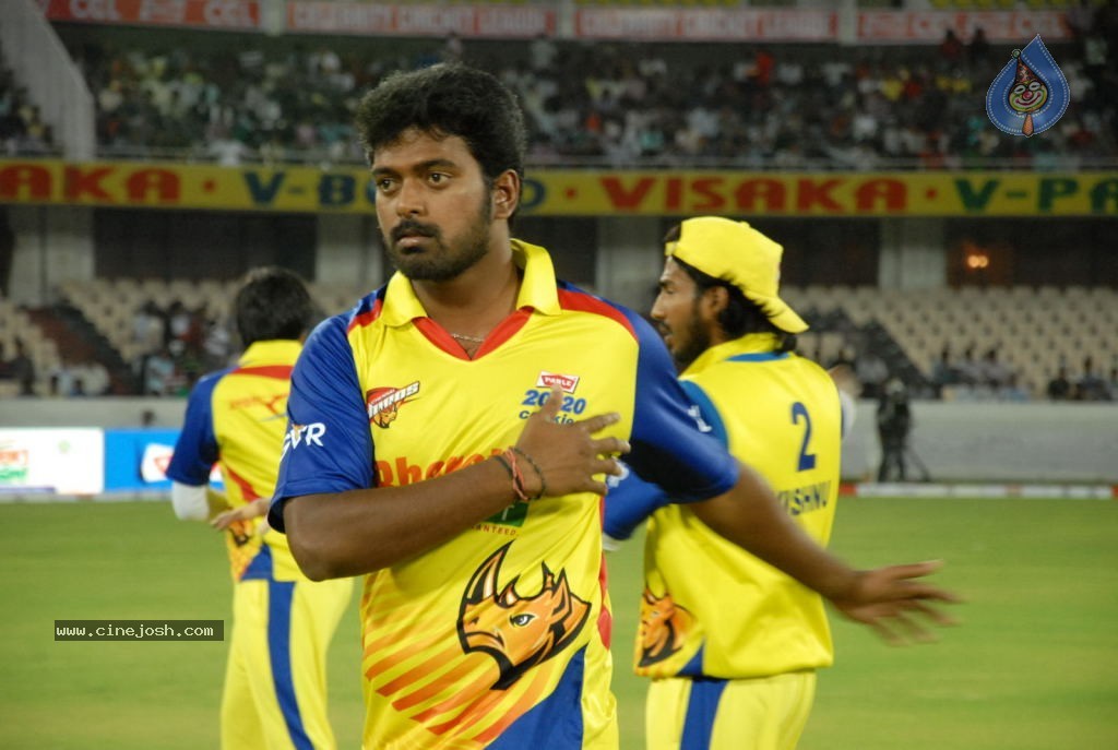 Karnataka Bulldozers vs Chennai Rhinos Final Match - 53 / 128 photos