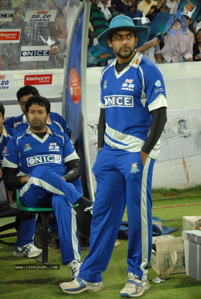 Karnataka Bulldozers vs Chennai Rhinos Final Match - 92 / 128 photos