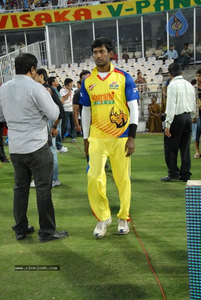 Karnataka Bulldozers vs Chennai Rhinos Final Match - 101 / 128 photos