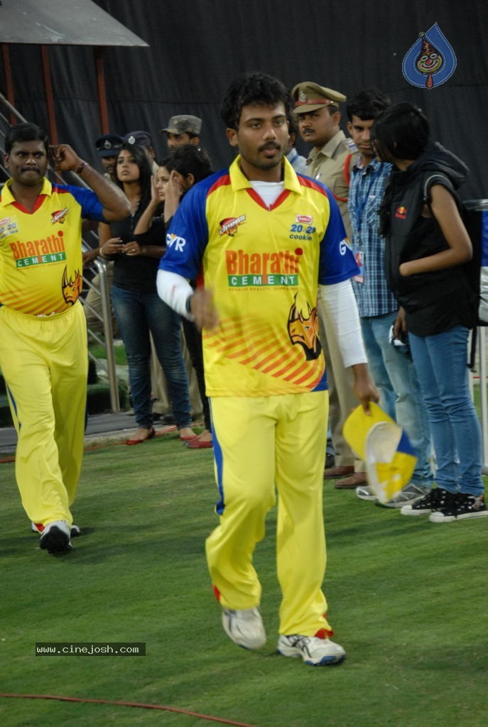 Karnataka Bulldozers vs Chennai Rhinos Final Match - 115 / 128 photos