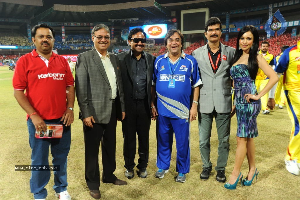 Karnataka Bulldozers VS Chennai Rhinos Match  - 101 / 129 photos