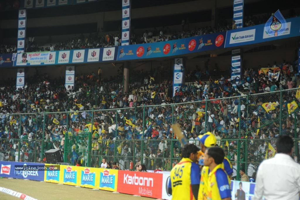 Karnataka Bulldozers VS Chennai Rhinos Match  - 119 / 129 photos