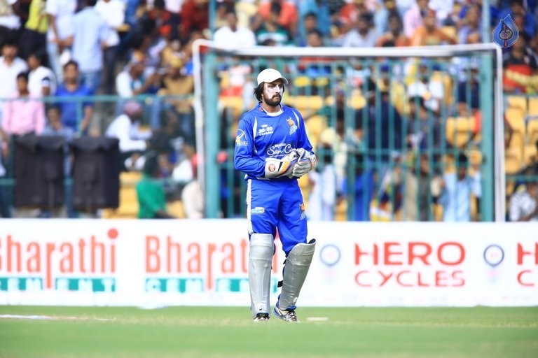 Karnataka Bulldozers Vs Chennai Rhinos Match Photos - 5 / 42 photos