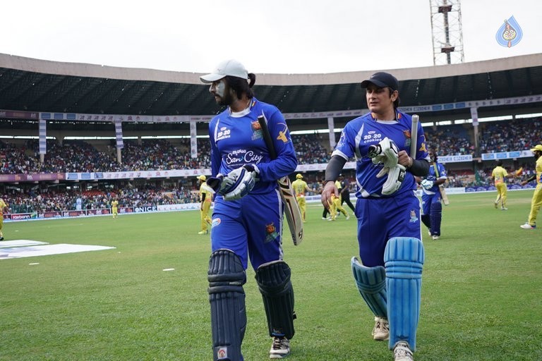 Karnataka Bulldozers Vs Chennai Rhinos Match Photos - 14 / 42 photos