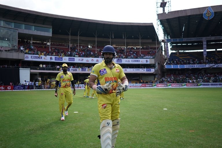 Karnataka Bulldozers Vs Chennai Rhinos Match Photos - 17 / 42 photos