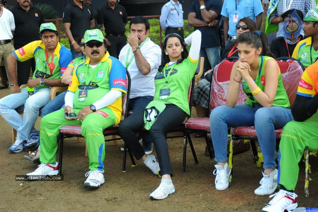 Karnataka Bulldozers Vs Kerala Strikers Match Photos - 20 / 60 photos