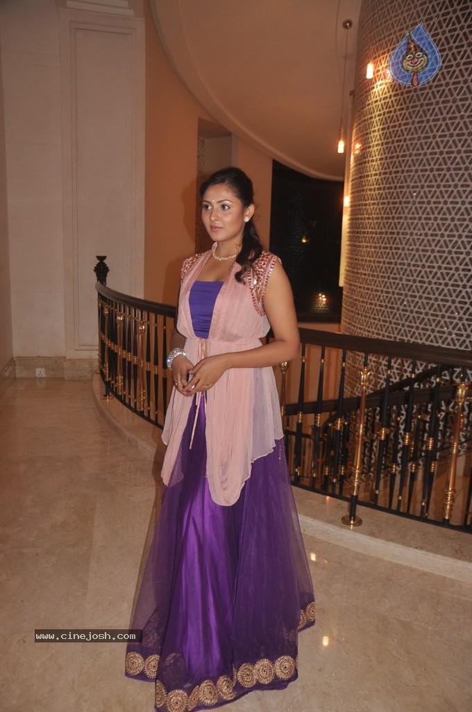Keerthi with Rakesh Wedding Sangeet Photos - 8 / 77 photos