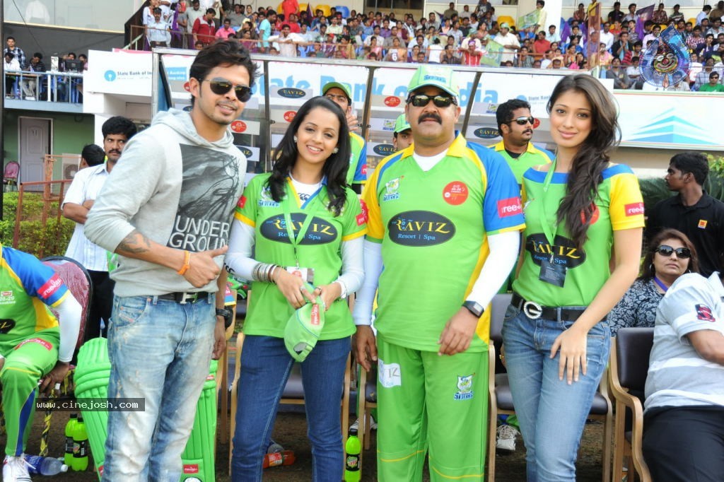 Kerala Strikers VS Bengal Tigers Match Photos - 53 / 94 photos