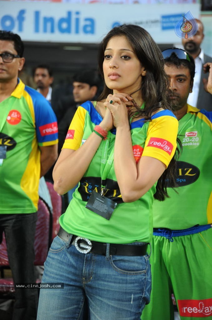 Kerala Strikers VS Bengal Tigers Match Photos - 89 / 94 photos