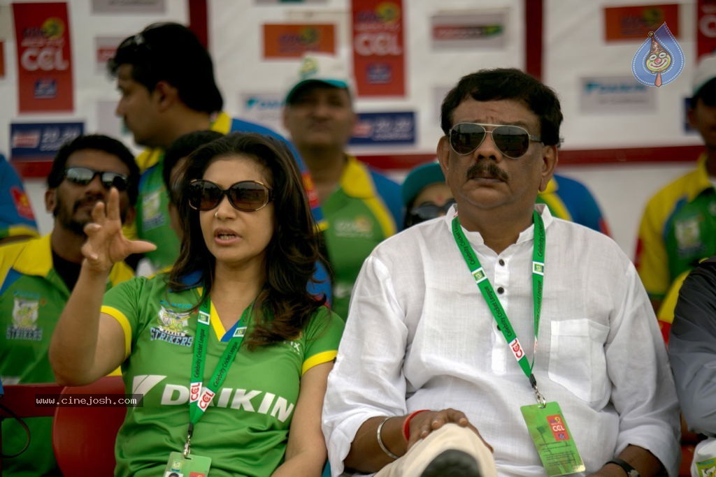 Kerala Strikers Vs Bhojpuri Dabanggs Match Photos - 120 / 183 photos