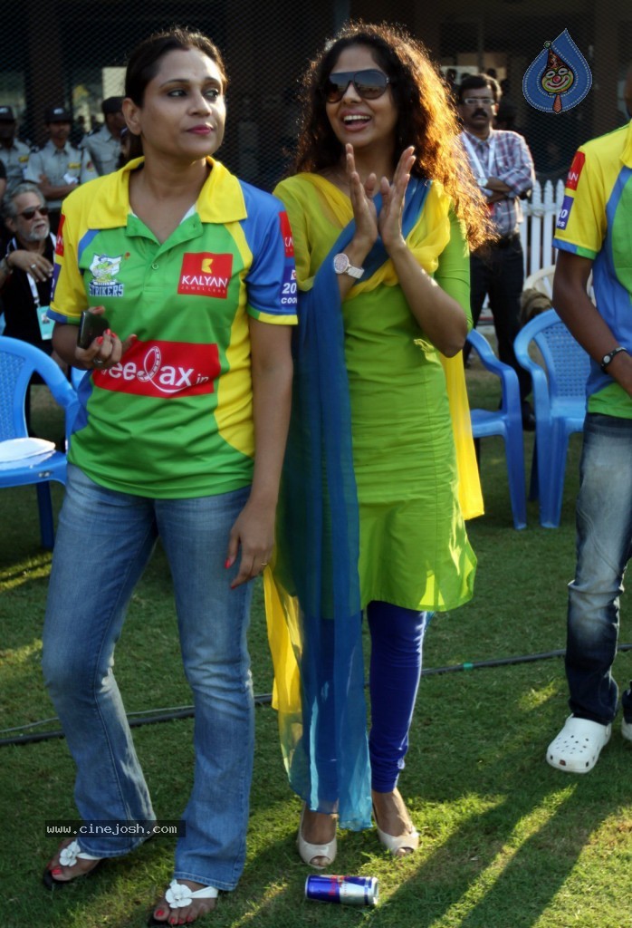 Kerala Strikers vs Karnataka Bulldozers Match - 9 / 63 photos