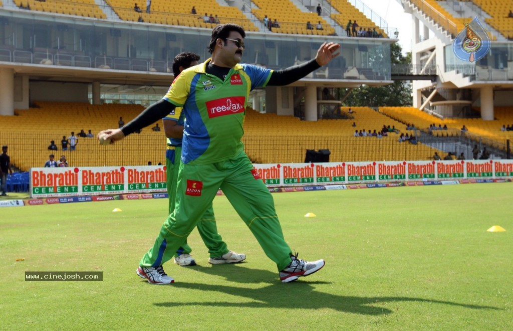 Kerala Strikers vs Karnataka Bulldozers Match - 58 / 63 photos