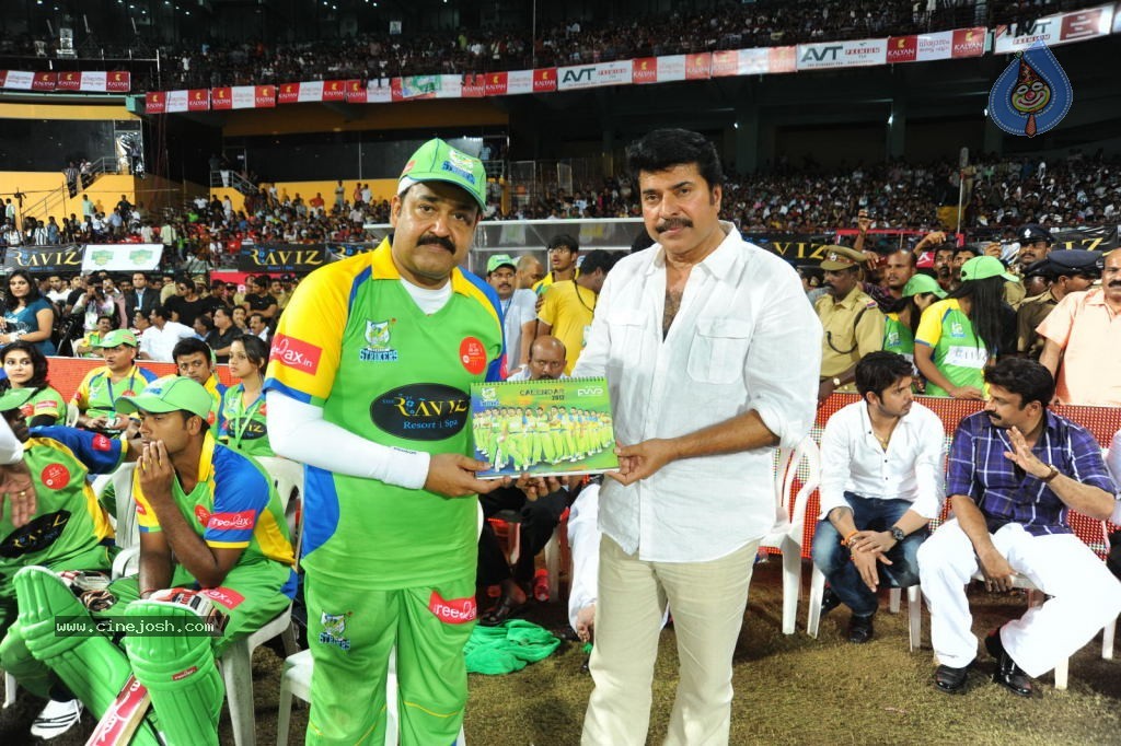 Kerala Strikers Vs Mumbai Heroes Match Photos - 1 / 169 photos