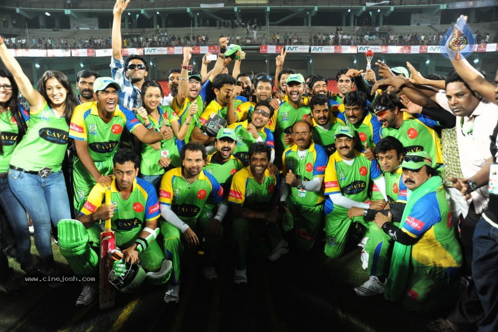 Kerala Strikers Vs Mumbai Heroes Match Photos - 19 / 169 photos