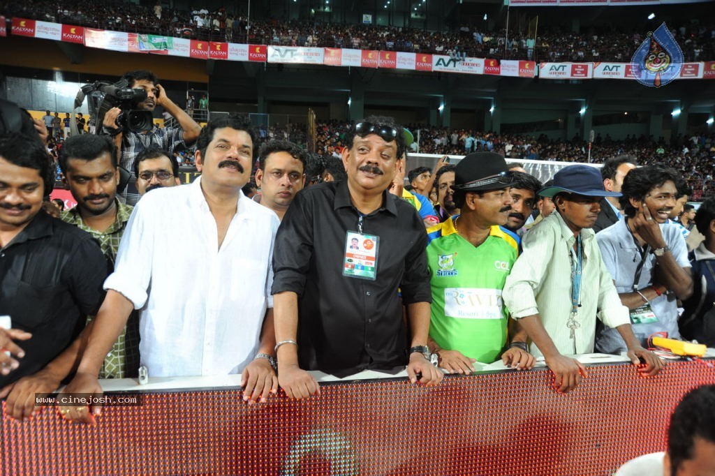 Kerala Strikers Vs Mumbai Heroes Match Photos - 73 / 169 photos