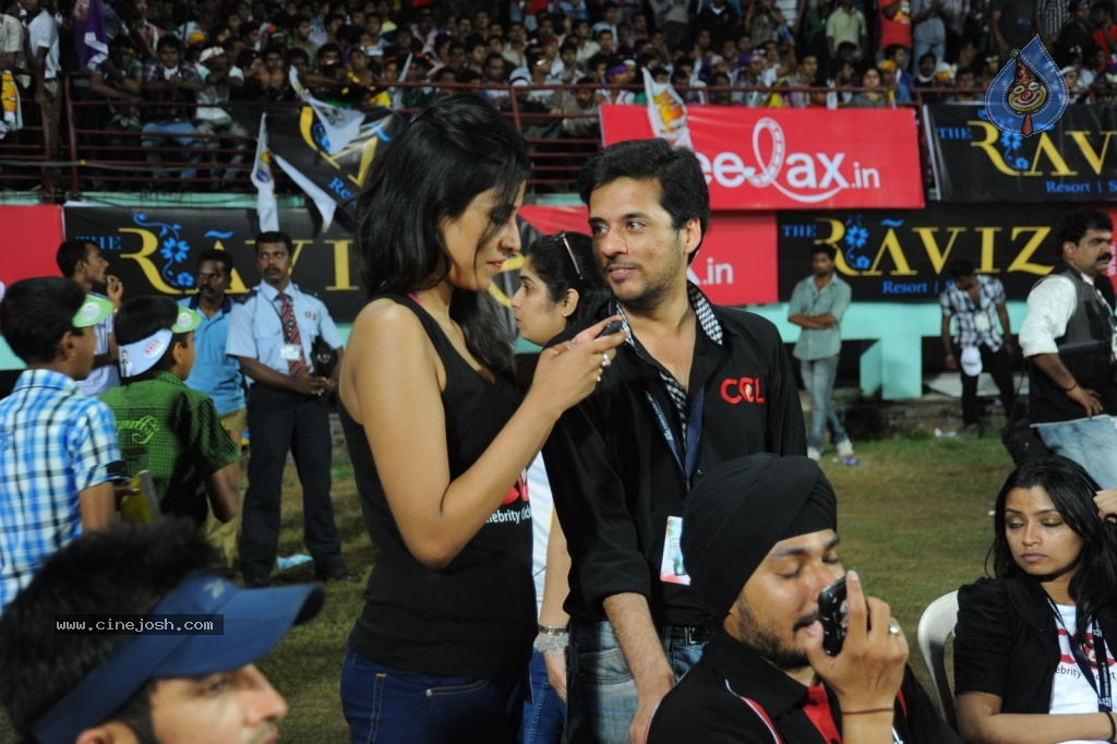 Kerala Strikers Vs Mumbai Heroes Match Photos - 109 / 169 photos