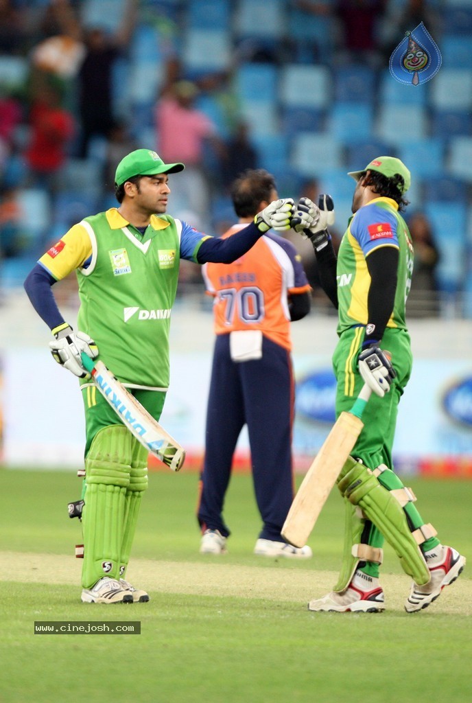 Kerala Strikers Vs Veer Marathi Match Photos - 65 / 78 photos