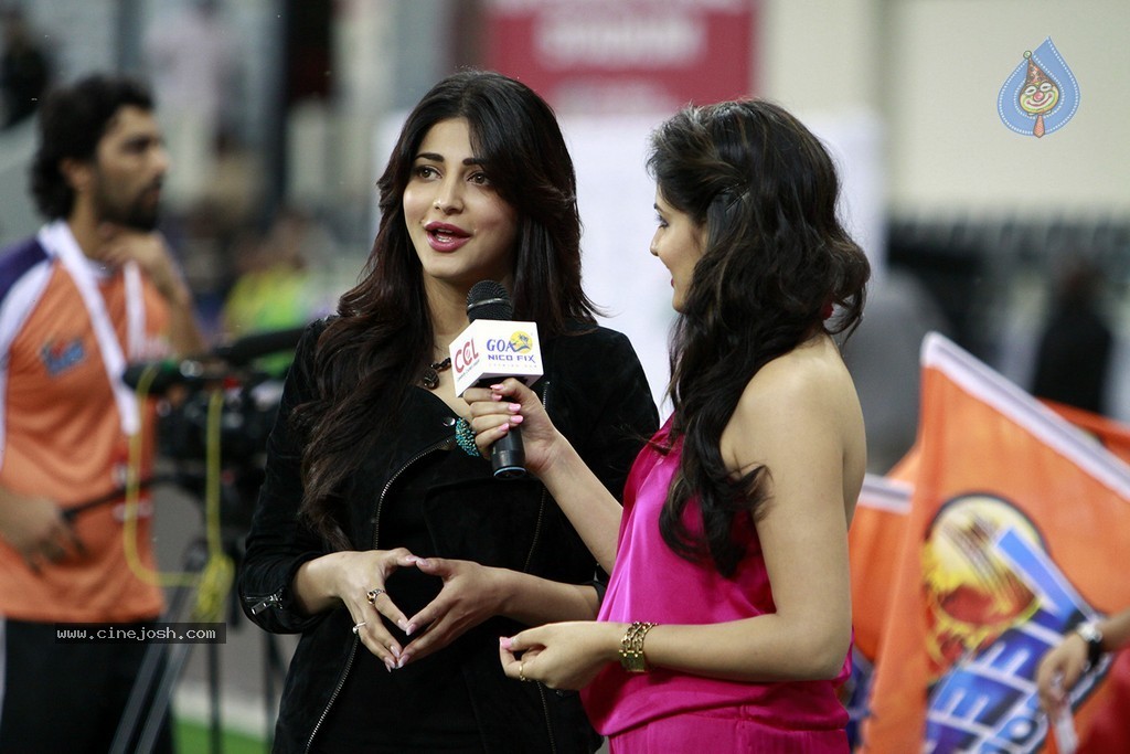 Kerala Strikers Vs Veer Marathi Match Photos - 75 / 78 photos