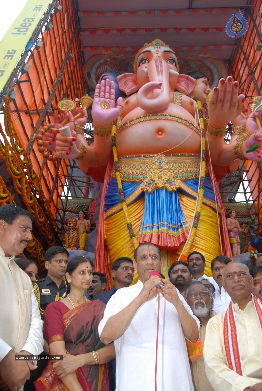 Khairatabad Ganesh 2014 Photos - 20 / 29 photos