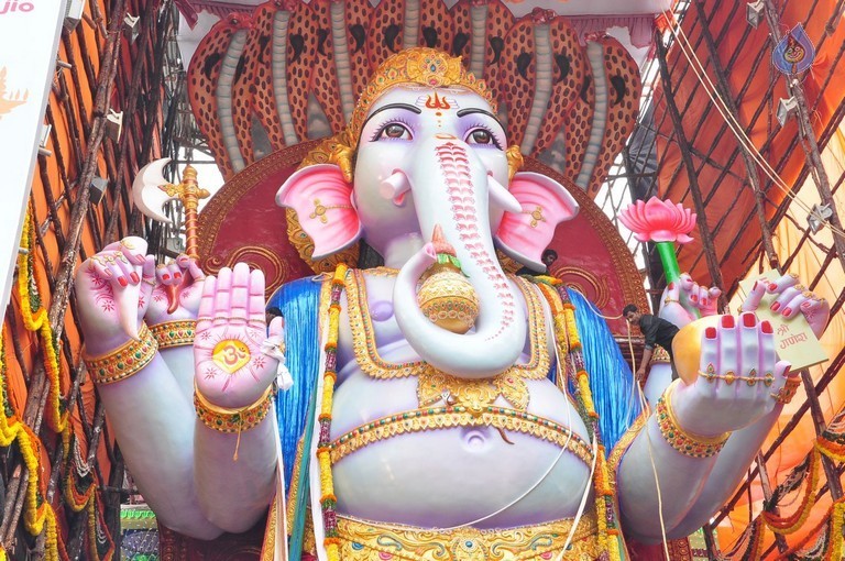 Khairatabad Ganesh 2015 Photos - 33 / 54 photos