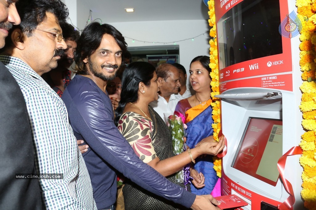 Kiosks Ebox Launch - 30 / 54 photos