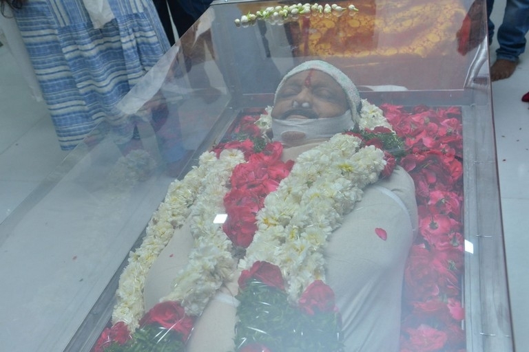 Kodi Ramakrishna Condolences Photos - 2 / 70 photos