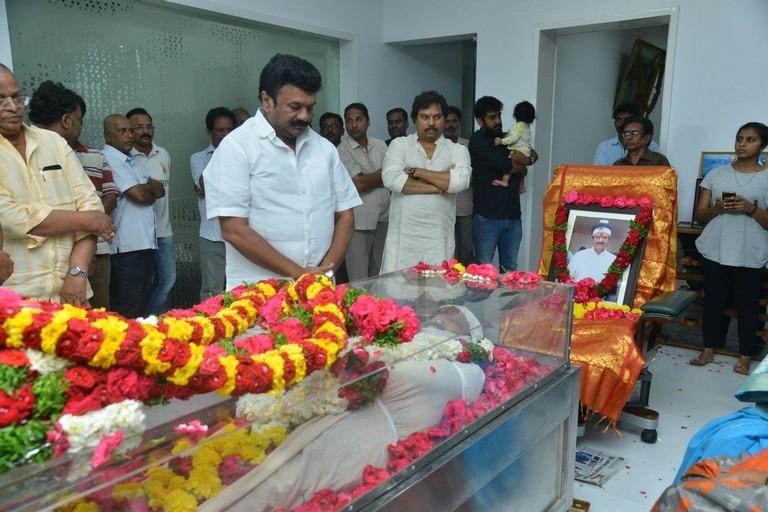 Kodi Ramakrishna Condolences Photos - 3 / 70 photos