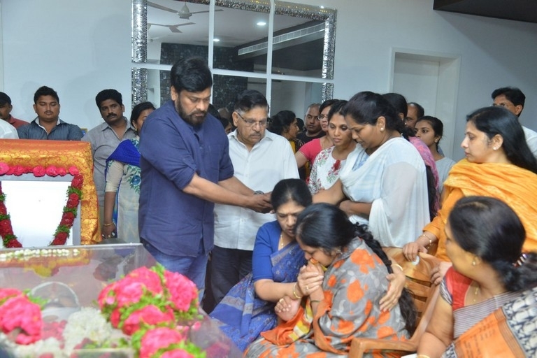 Kodi Ramakrishna Condolences Photos - 46 / 70 photos