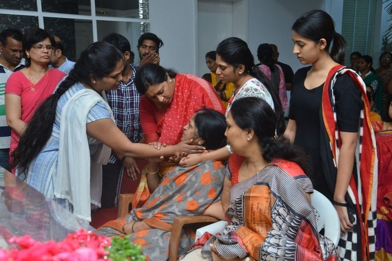 Kodi Ramakrishna Condolences Photos - 48 / 70 photos