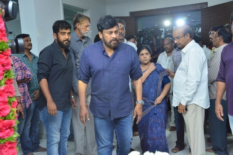 Kodi Ramakrishna Condolences Photos - 50 / 70 photos