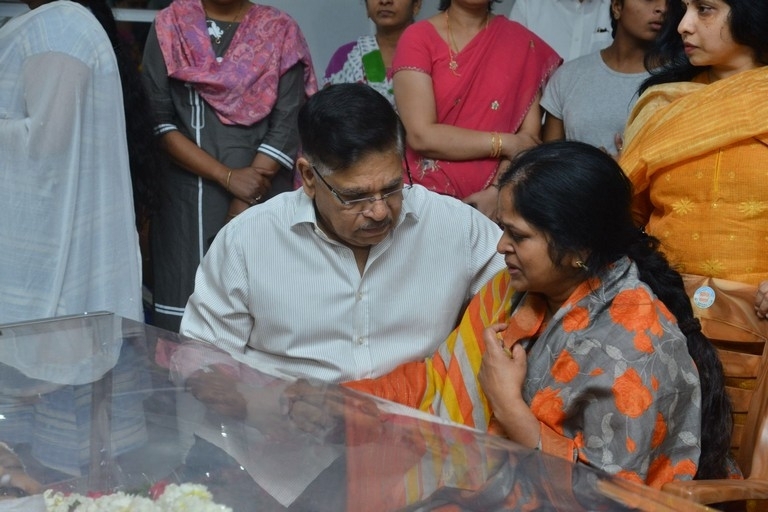 Kodi Ramakrishna Condolences Photos - 68 / 70 photos