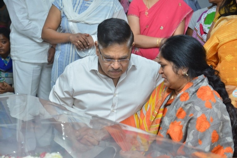 Kodi Ramakrishna Condolences Photos - 70 / 70 photos