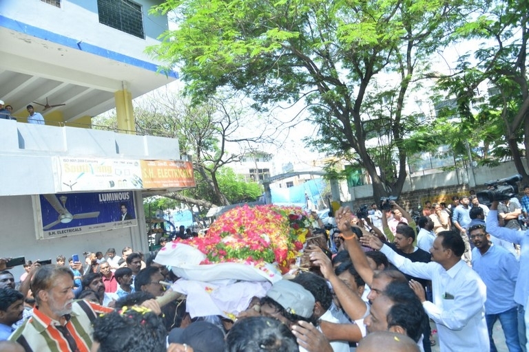 Kodi Ramakrishna Condolences Photos - 13 / 56 photos