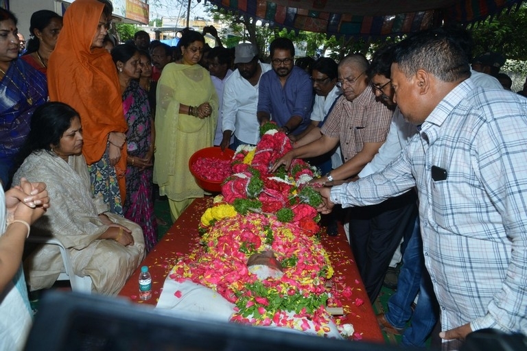 Kodi Ramakrishna Condolences Photos - 40 / 56 photos