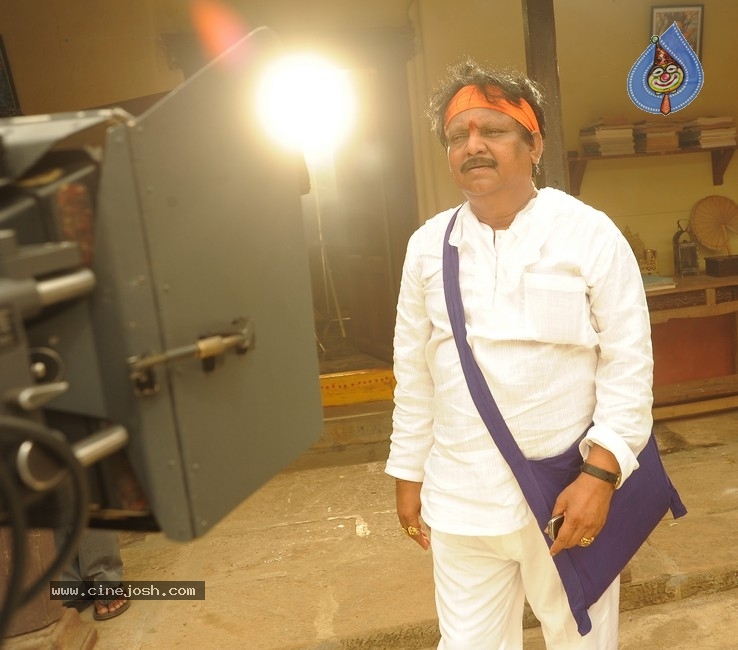 Director Kodi Ramakrishna Photos - 15 / 33 photos