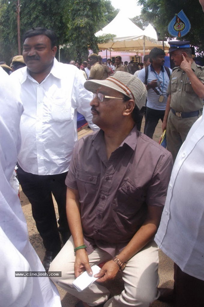 Kollywood Producers Council Election 2013 - 13 / 60 photos