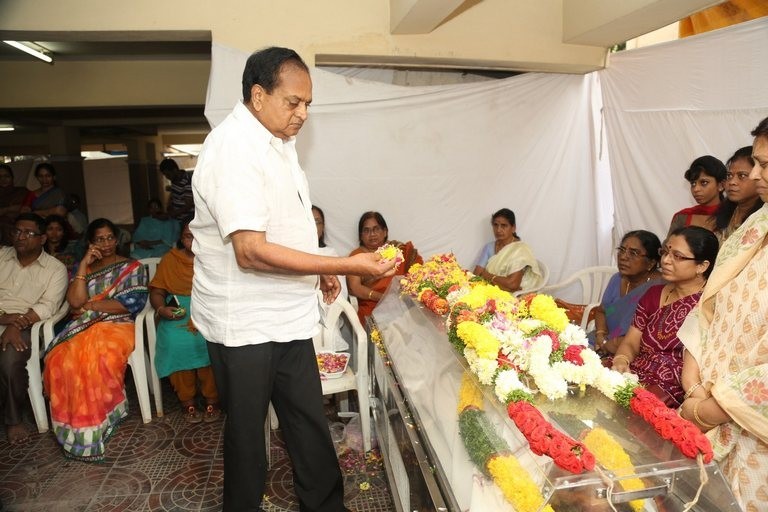Kondavalasa Lakshmana Rao Condolences Photos - 56 / 73 photos