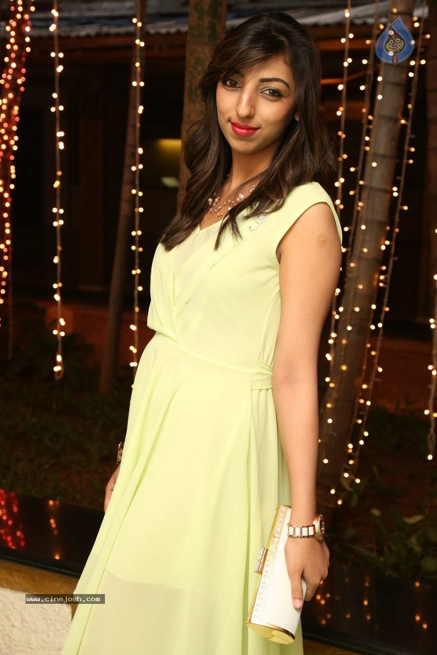 Koyal Chandak Birthday Party - 41 / 160 photos