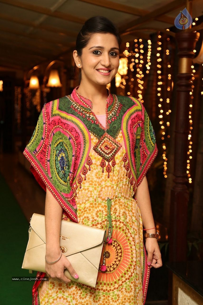 Koyal Chandak Birthday Party - 46 / 160 photos
