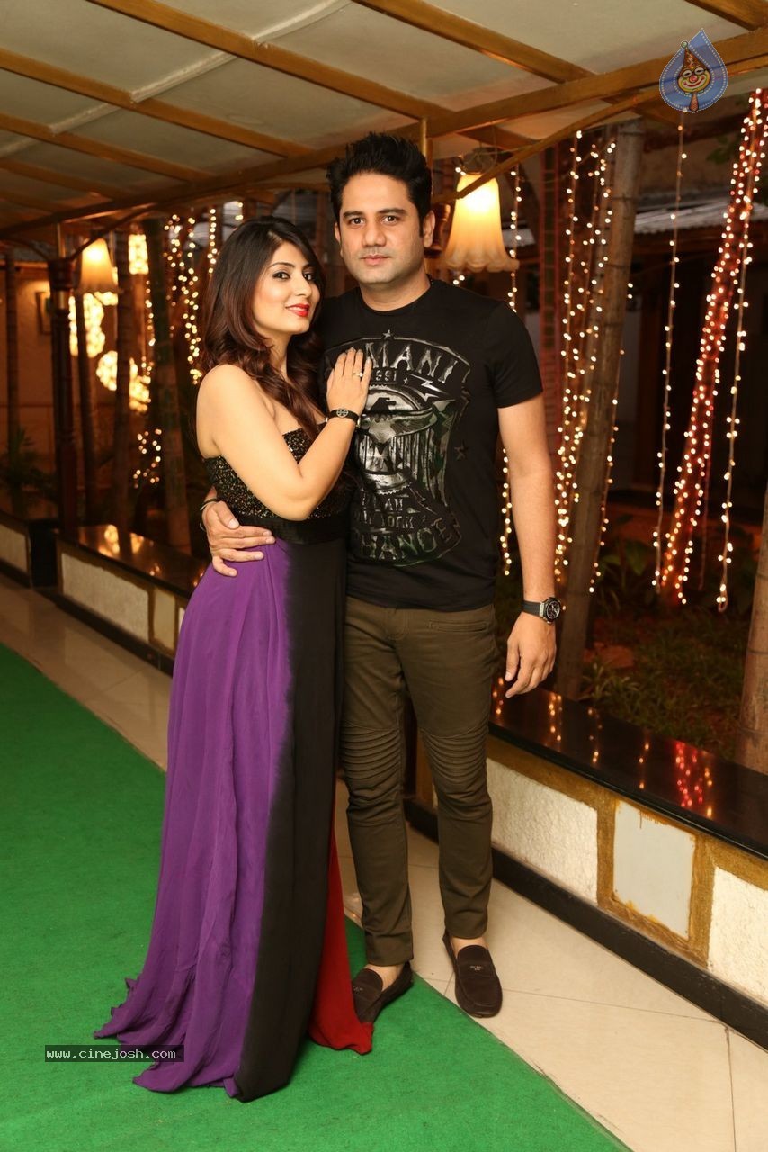 Koyal Chandak Birthday Party - 78 / 160 photos