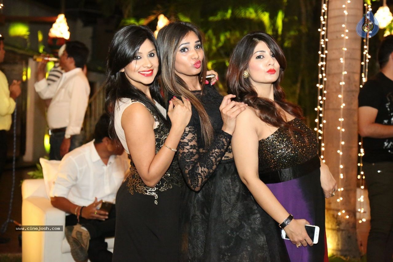 Koyal Chandak Birthday Party - 94 / 160 photos