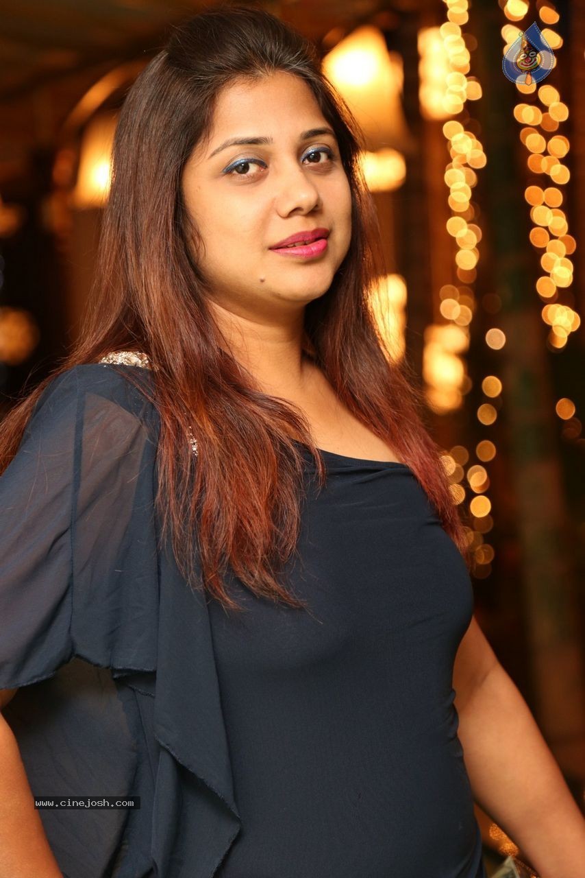 Koyal Chandak Birthday Party - 98 / 160 photos