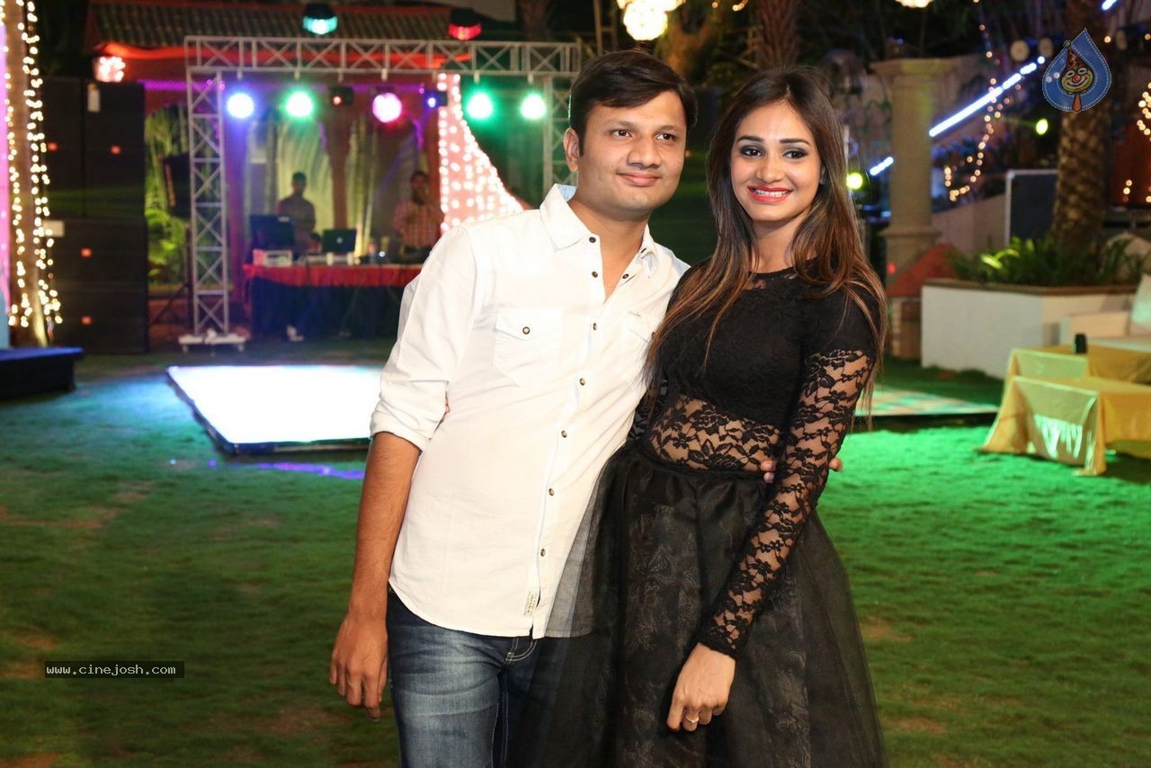 Koyal Chandak Birthday Party - 102 / 160 photos