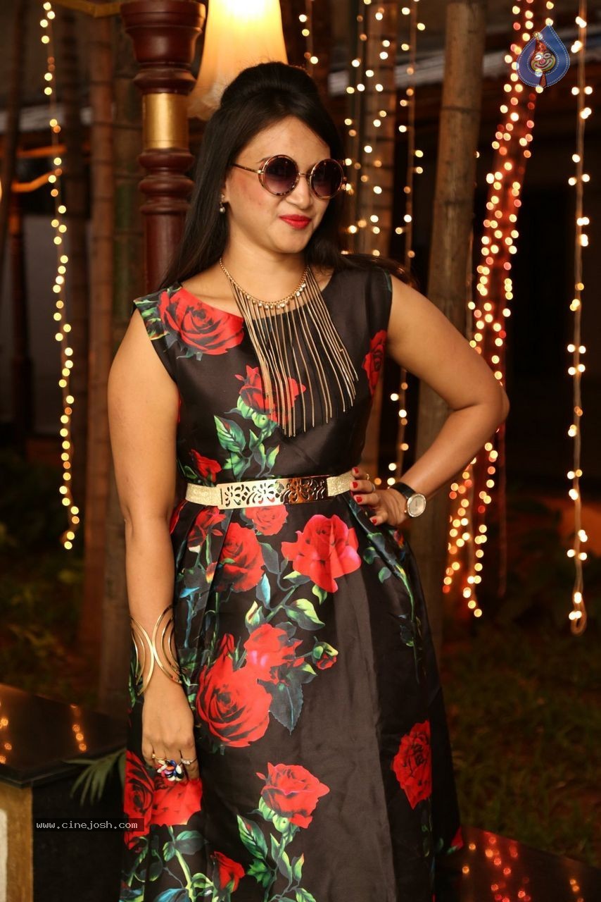 Koyal Chandak Birthday Party - 109 / 160 photos