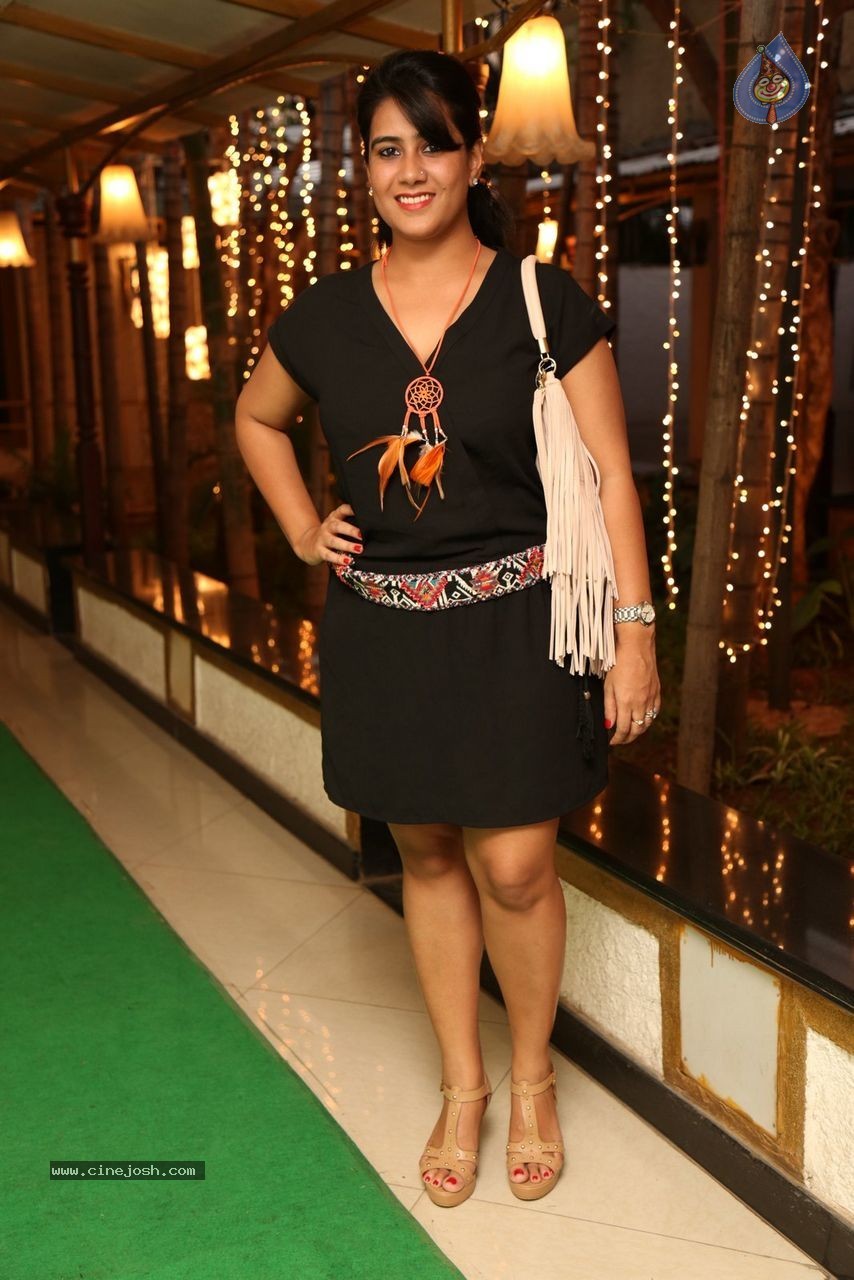 Koyal Chandak Birthday Party - 115 / 160 photos