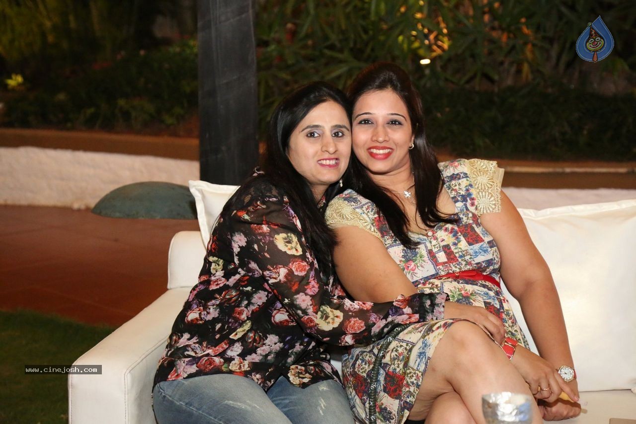 Koyal Chandak Birthday Party - 124 / 160 photos