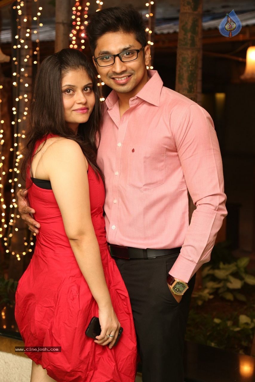 Koyal Chandak Birthday Party - 142 / 160 photos